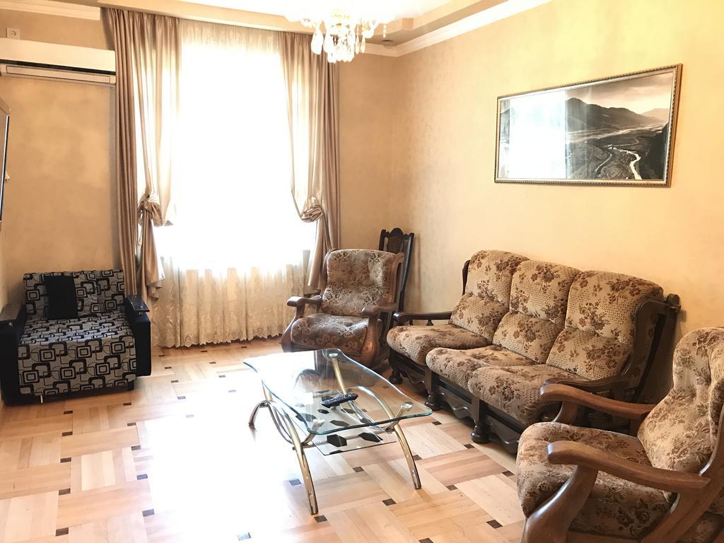 Io Apartment Tbilisi Exterior foto